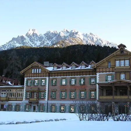 Centro Vacanze Grand 3*